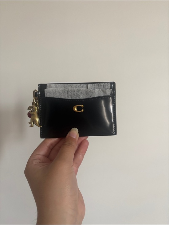 Coach Handbags - Brand new coach spazzolato leather charmed card holder in black